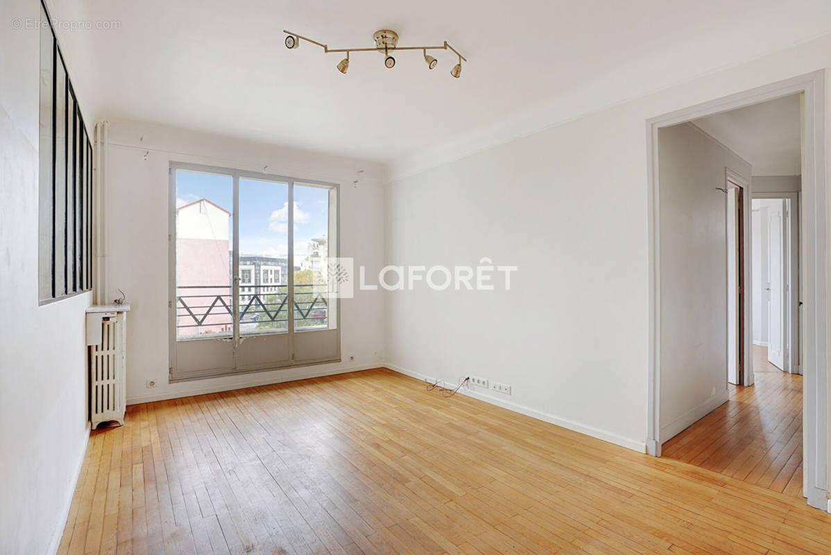 Appartement à ISSY-LES-MOULINEAUX