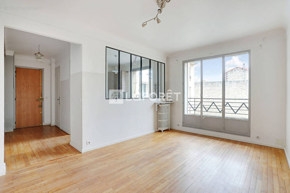 Appartement à ISSY-LES-MOULINEAUX