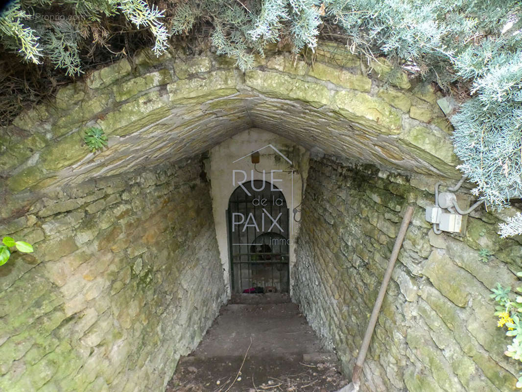 Maison à SAVIGNY-SOUS-FAYE