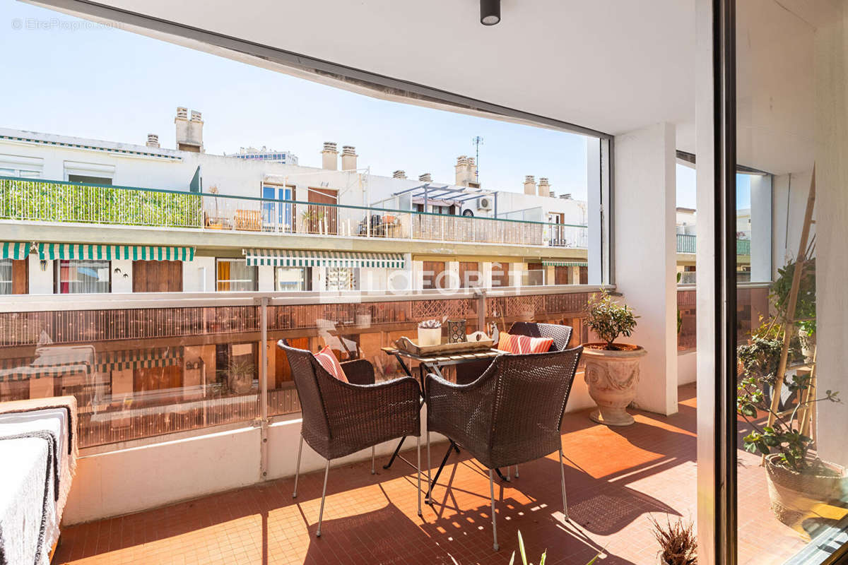 Appartement à MARSEILLE-7E