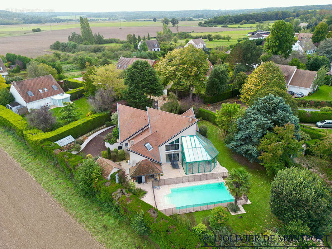 Maison à MONTFORT-L&#039;AMAURY