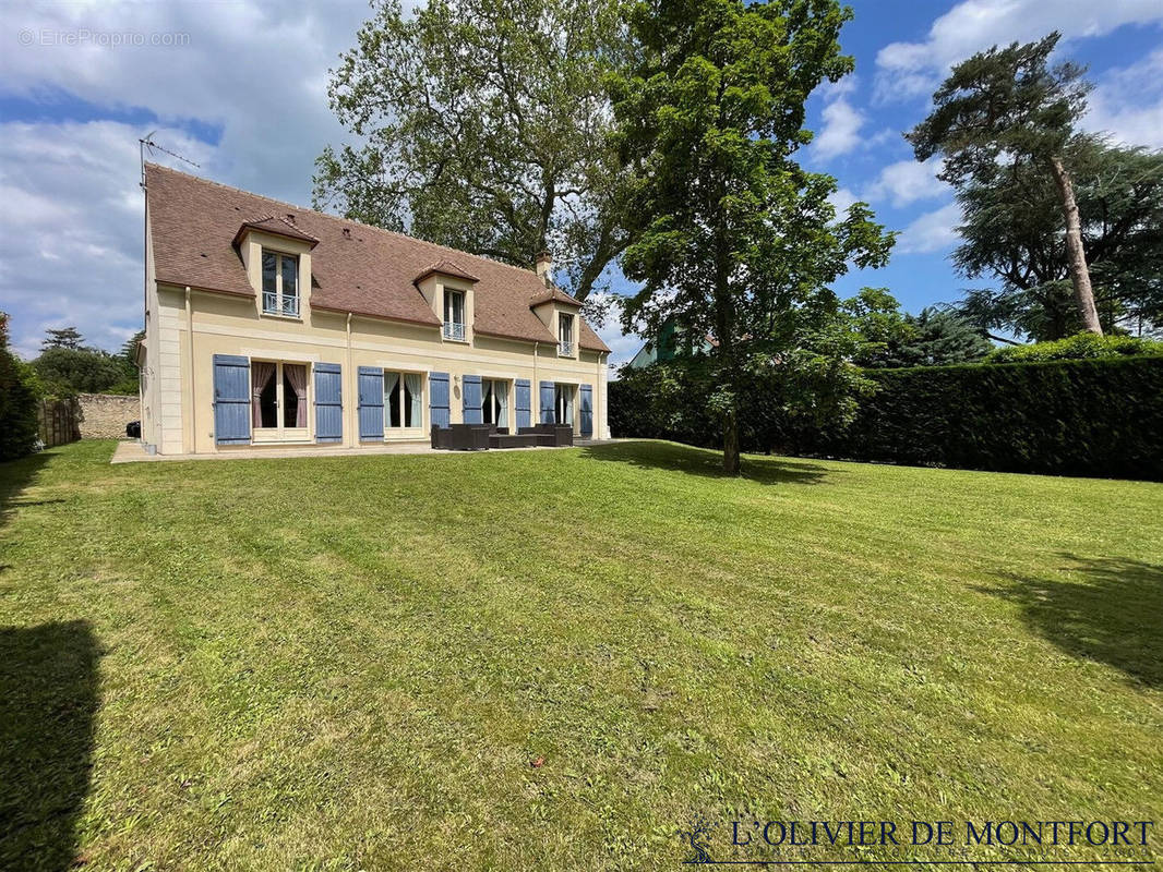 Maison à MONTFORT-L&#039;AMAURY