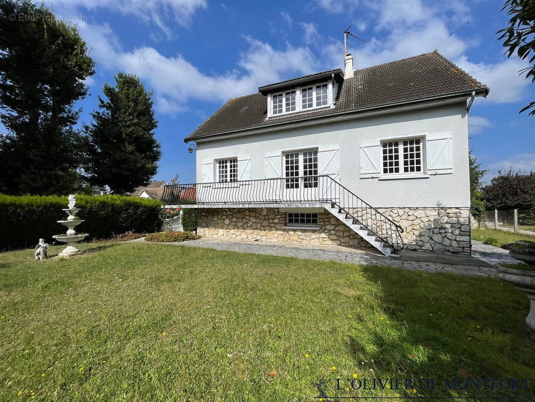 Maison à MONTFORT-L&#039;AMAURY