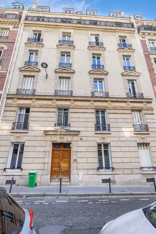 Appartement à PARIS-12E