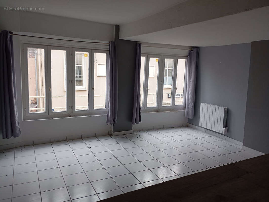 Appartement à ILLIERS-COMBRAY