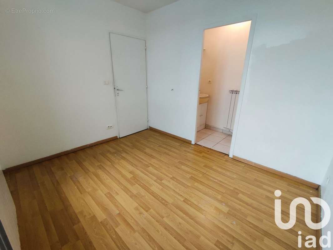 Photo 4 - Appartement à LE PLESSIS-BELLEVILLE