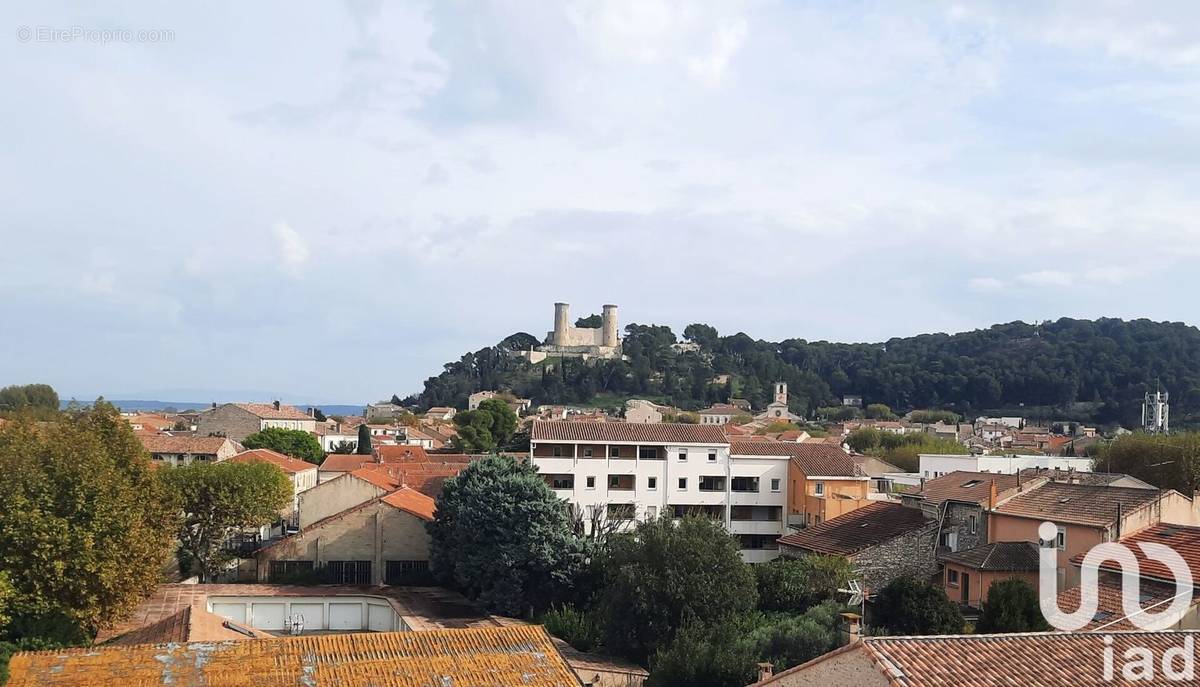 Photo 1 - Appartement à CHATEAURENARD