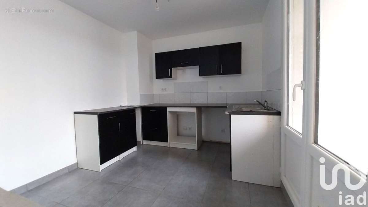 Photo 2 - Appartement à ROANNE