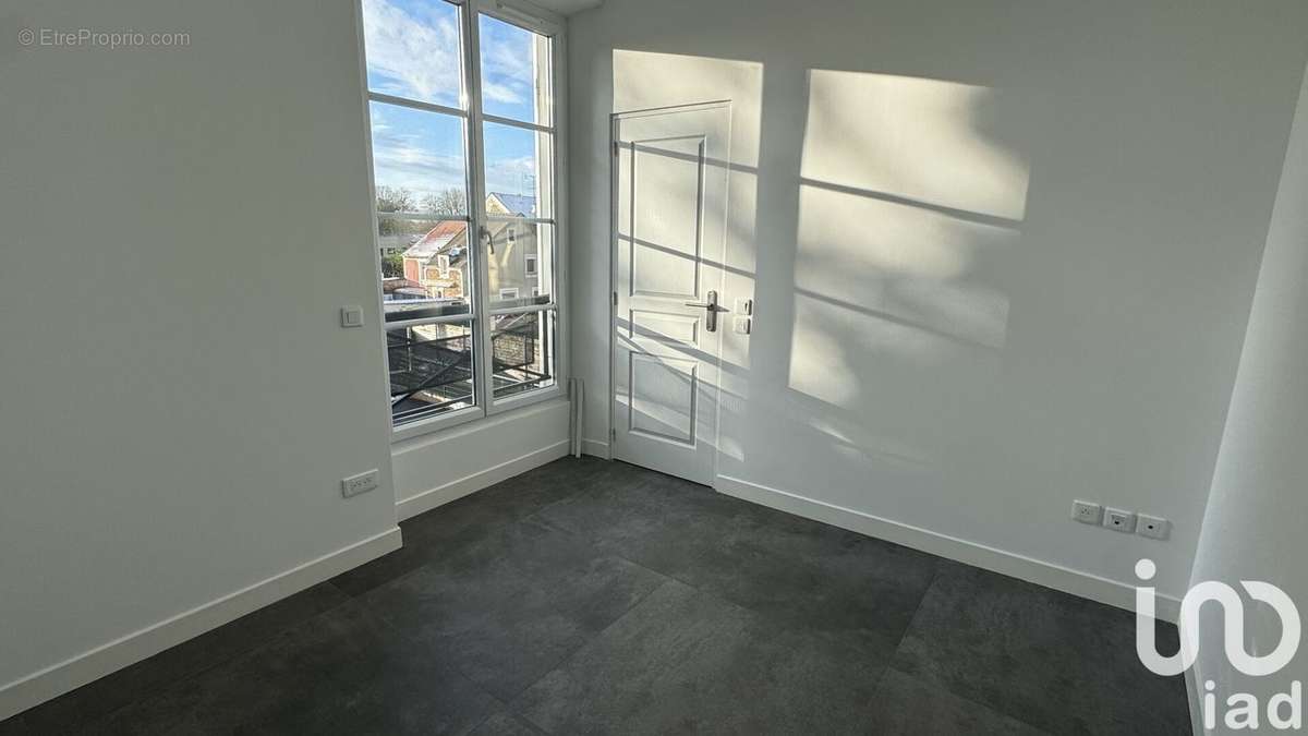 Photo 6 - Appartement à VAUX-LE-PENIL