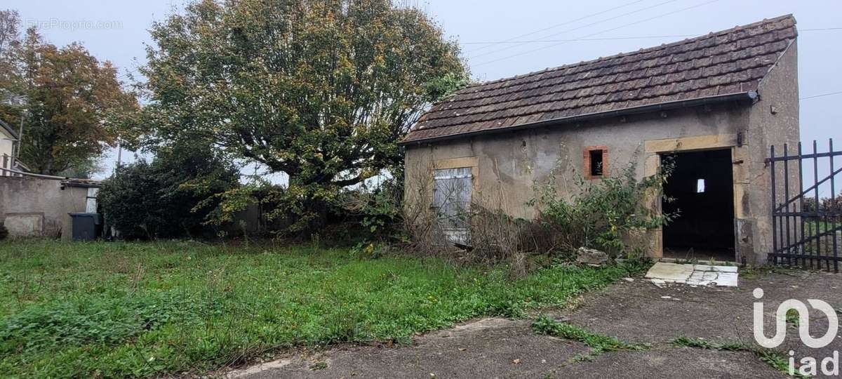 Photo 7 - Maison à SAINT-PIERRE-LES-ETIEUX