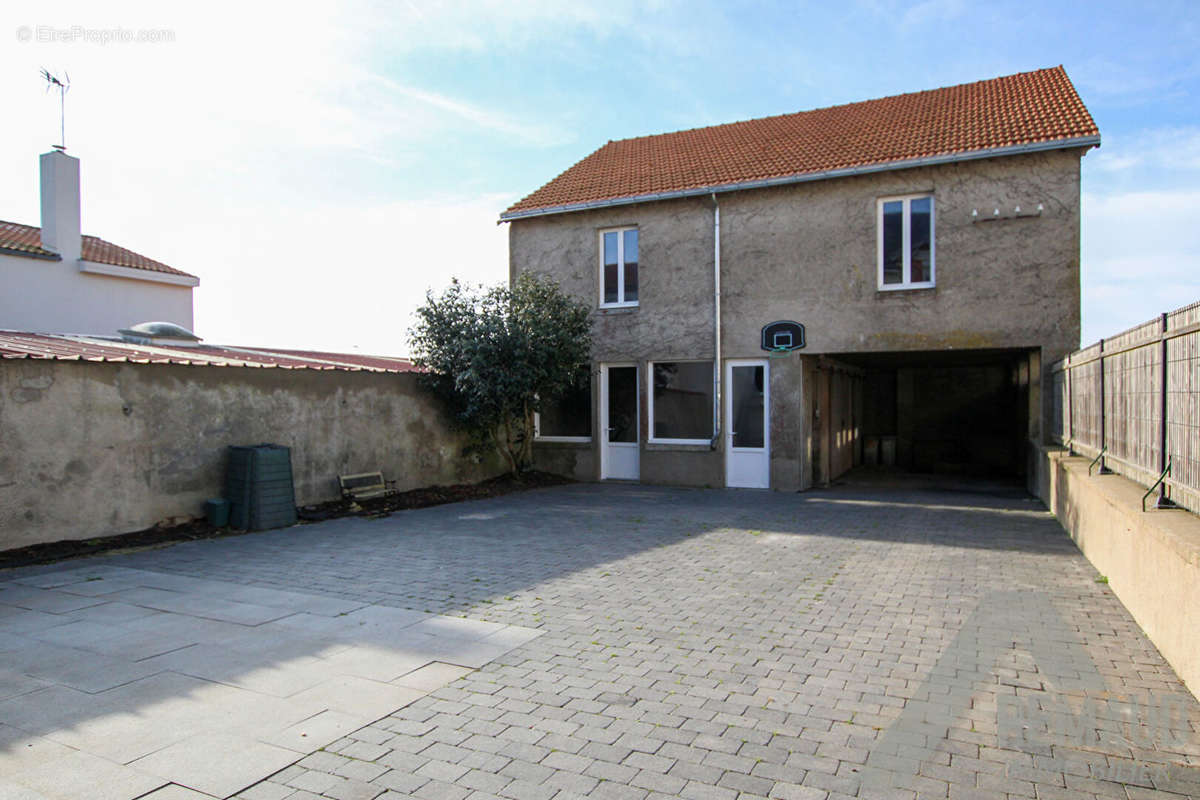 Maison à AIZENAY