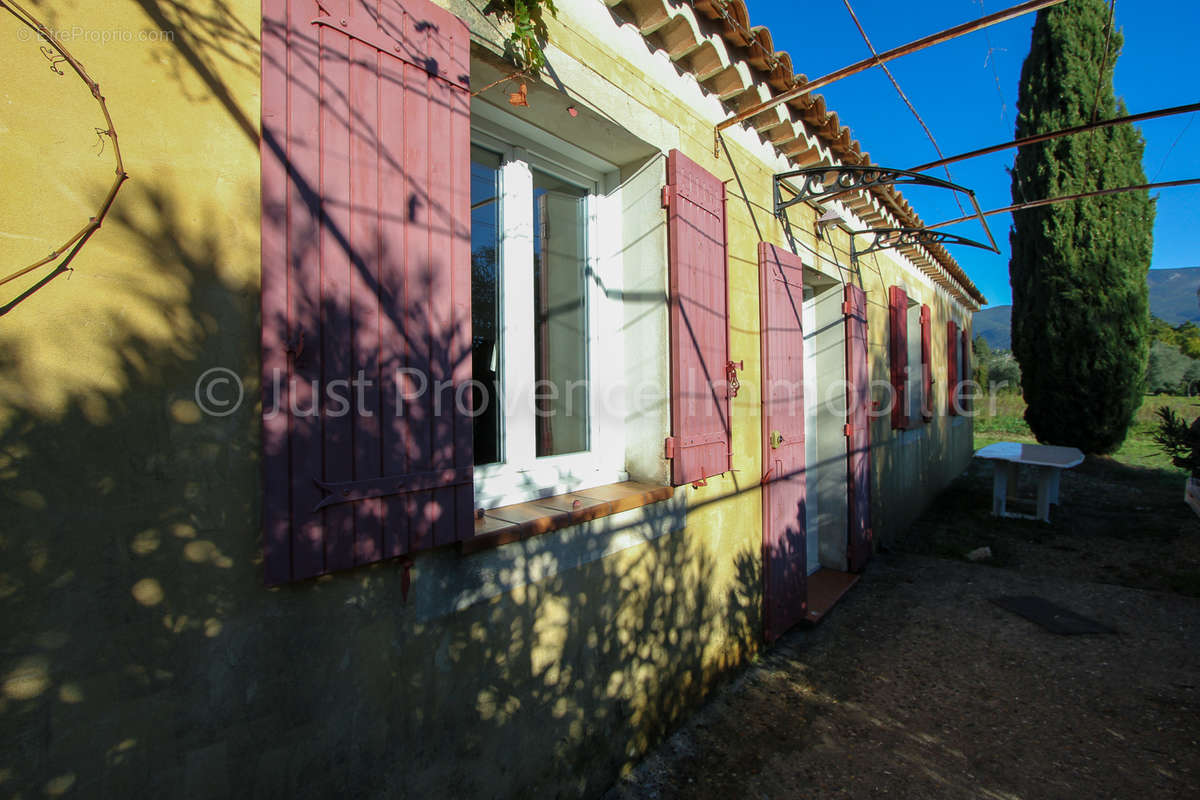 Maison à BEDOIN