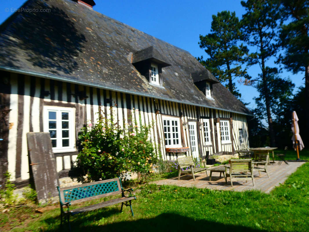 Maison à PONT-L&#039;EVEQUE