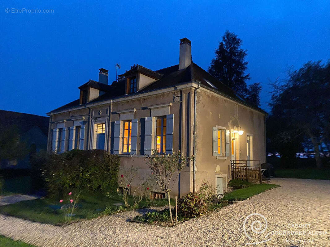 Maison à POUILLY-EN-AUXOIS