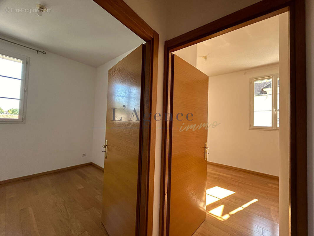 Appartement à VEMARS