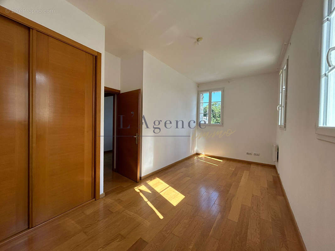 Appartement à VEMARS