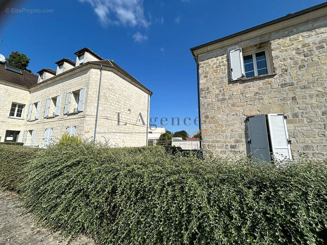 Appartement à VEMARS