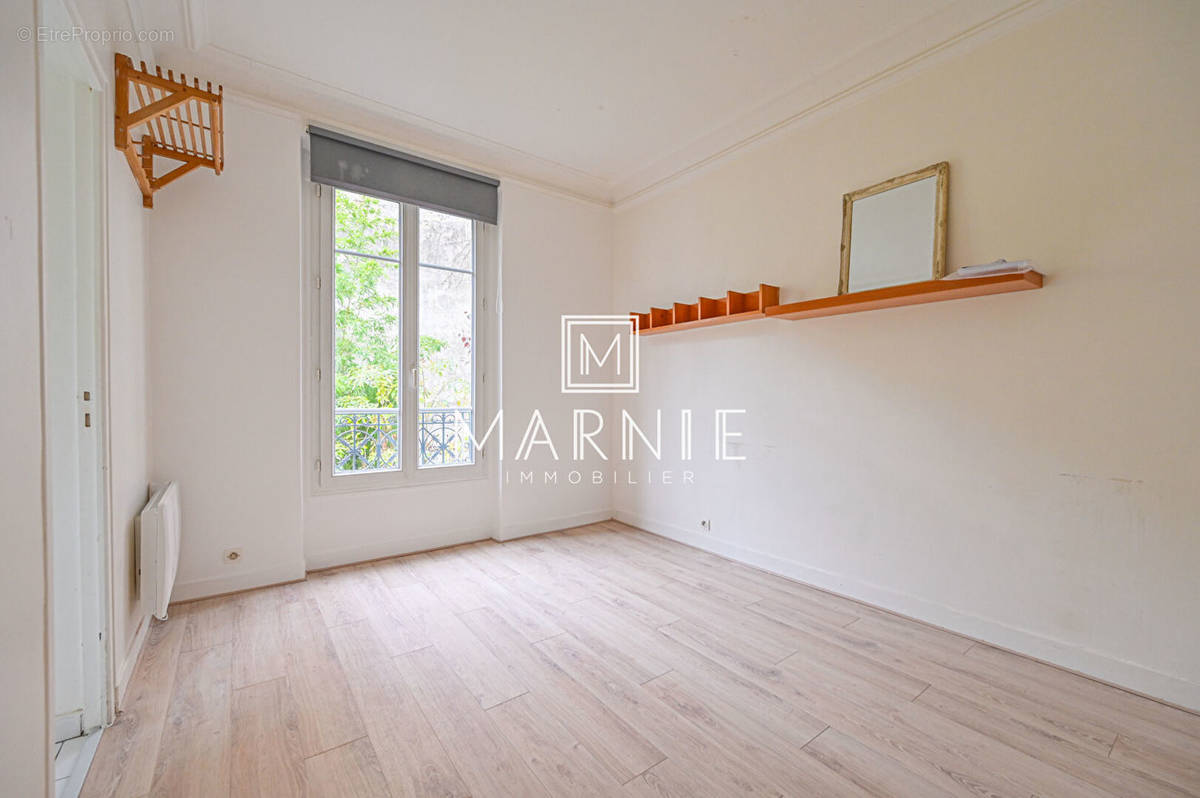 Appartement à PARIS-19E