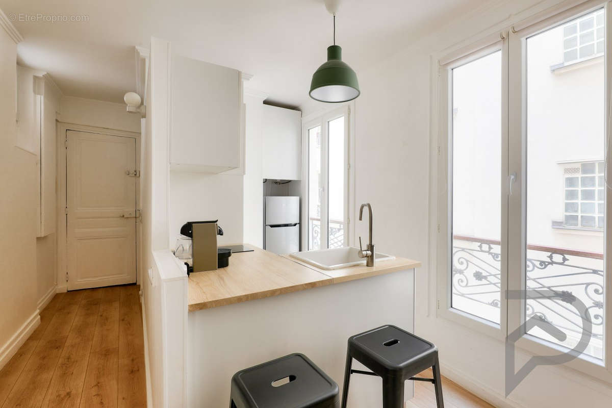 Appartement à PARIS-3E