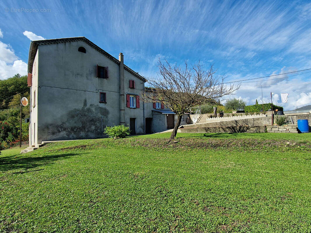 Maison à MOLIERES-SUR-CEZE