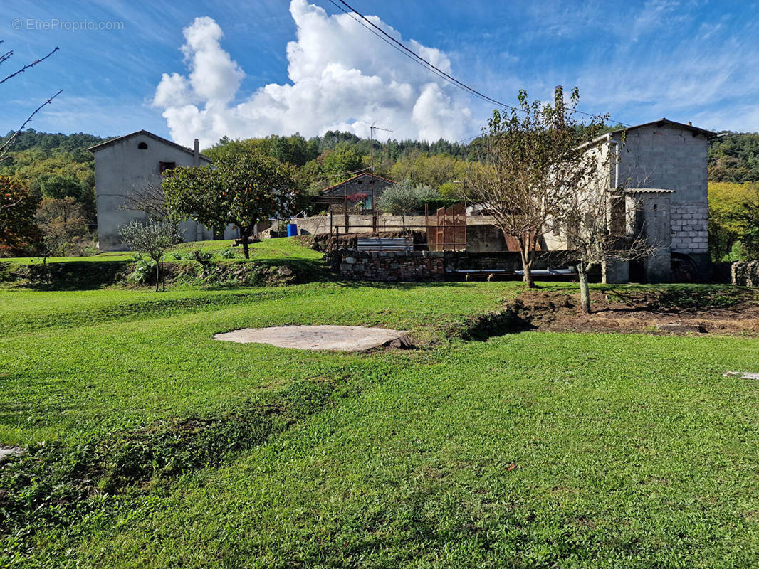 Maison à MOLIERES-SUR-CEZE