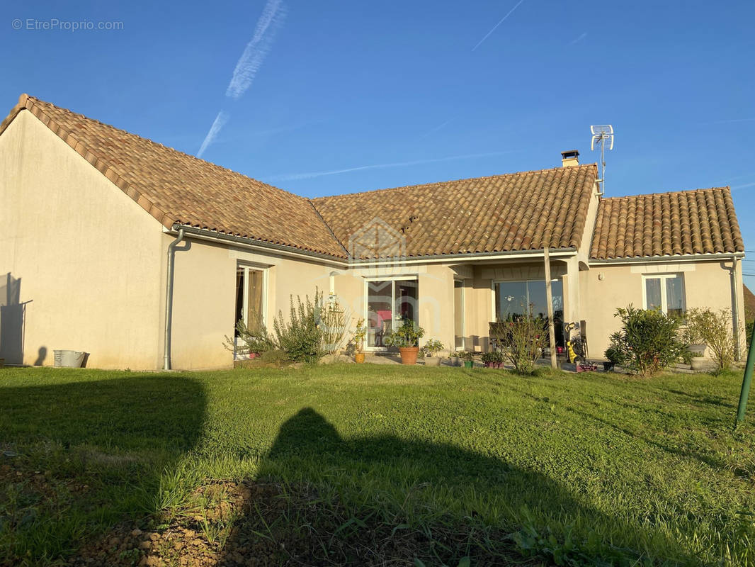 Maison à NOYANT-DE-TOURAINE