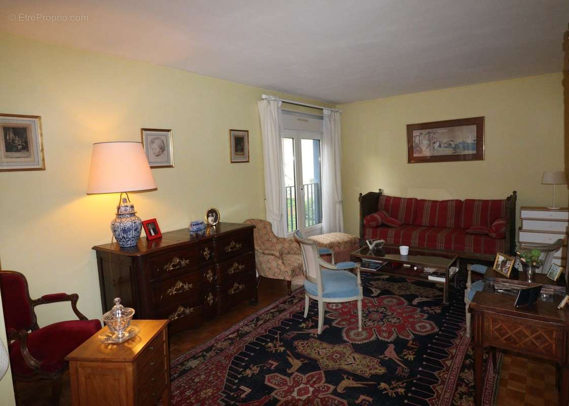 Appartement à LOUVECIENNES