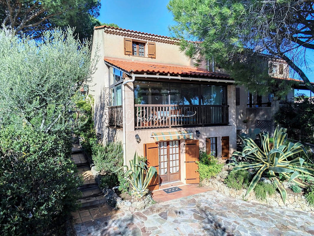 Maison à FREJUS