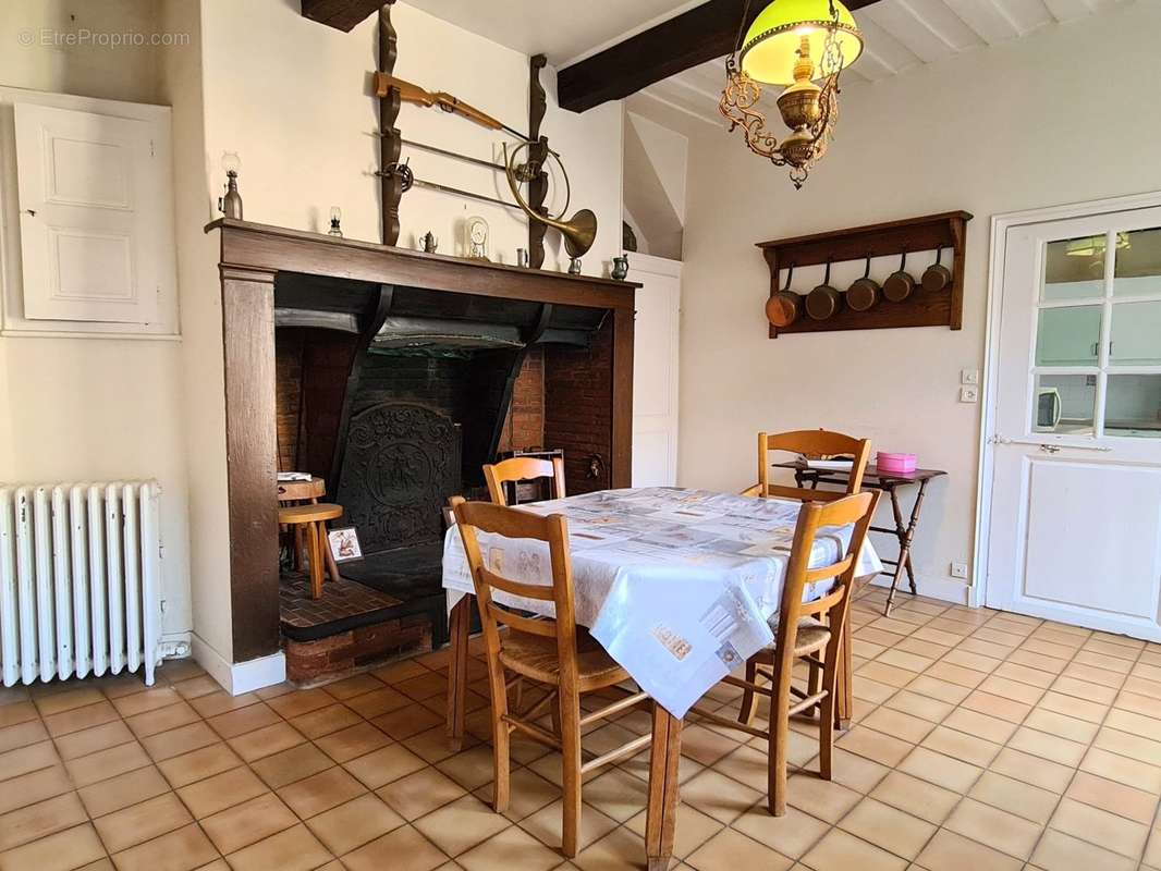 Petite Salle à manger - Maison à AUMALE