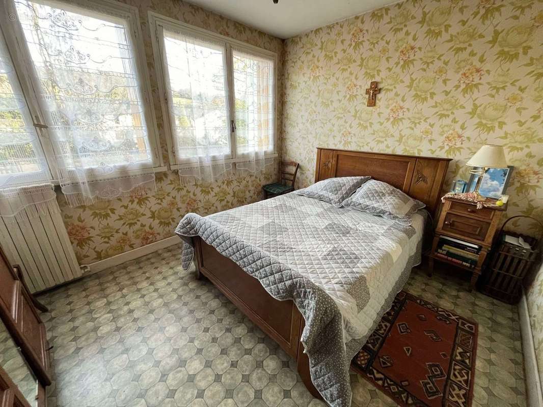 Chambre 3 - Maison à YDES