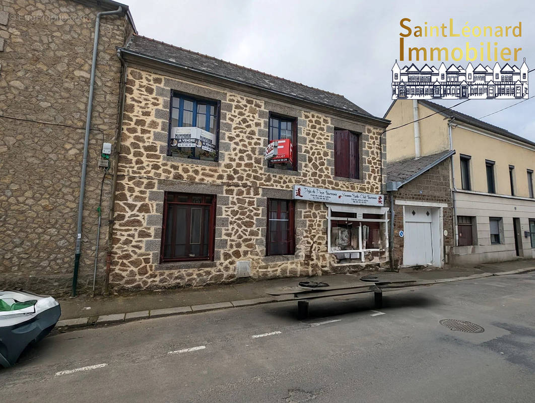 Appartement à FOUGERES