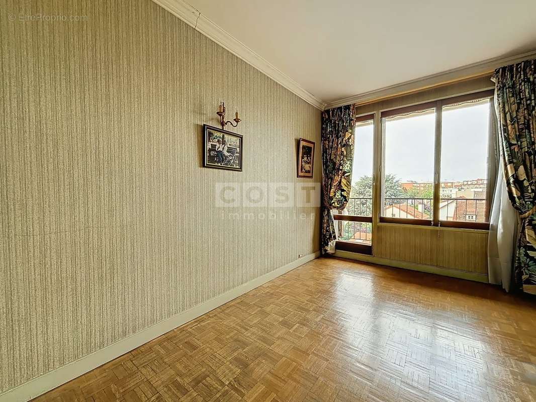 Appartement à BOIS-COLOMBES