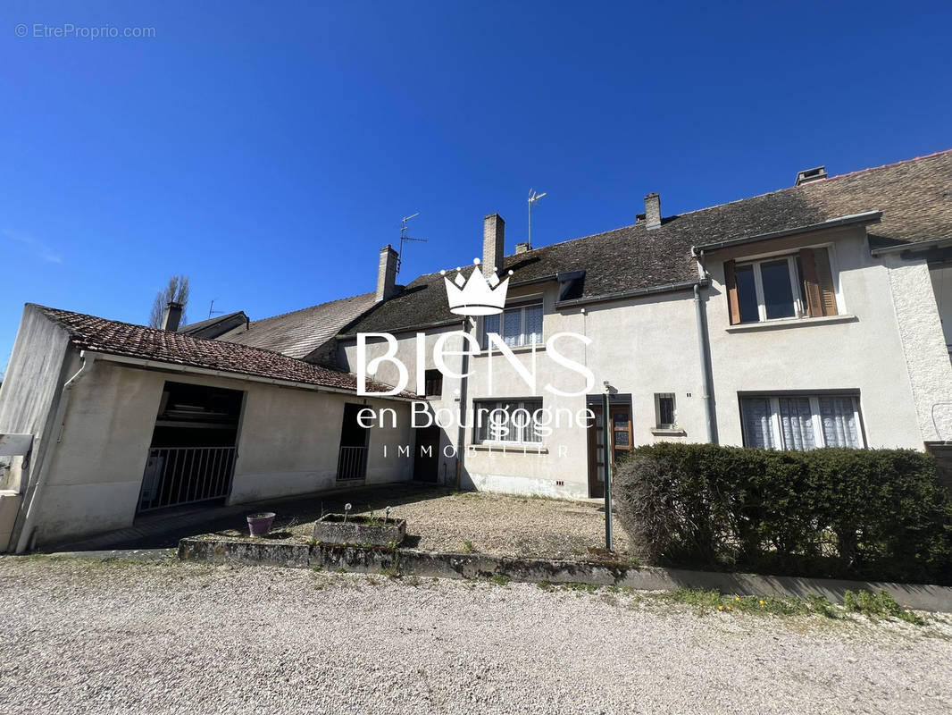 Maison à MONTAGNY-LES-BEAUNE