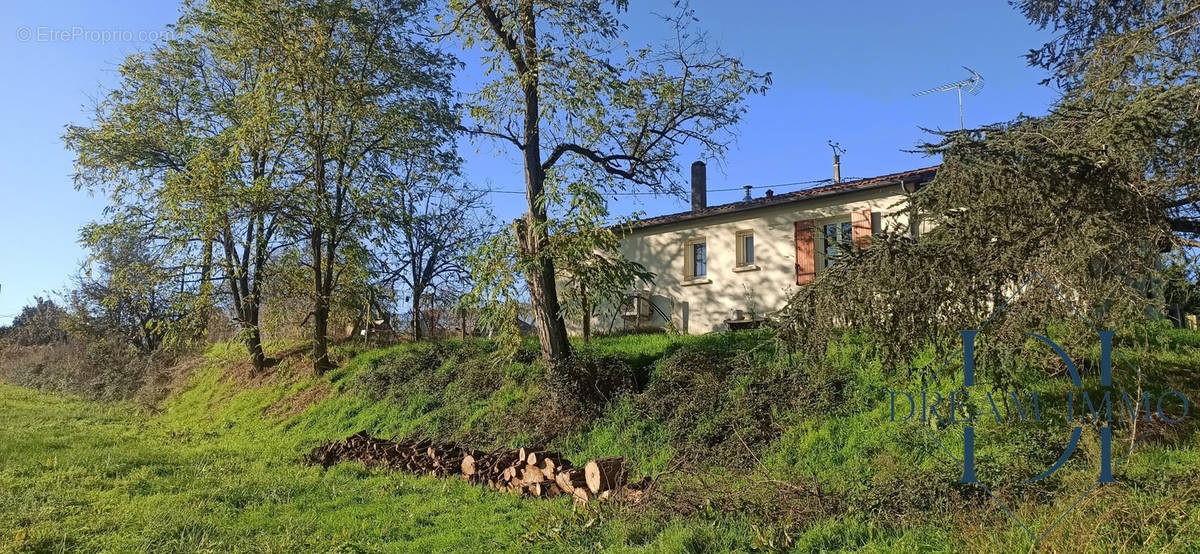 Maison à GRATELOUP-SAINT-GAYRAND