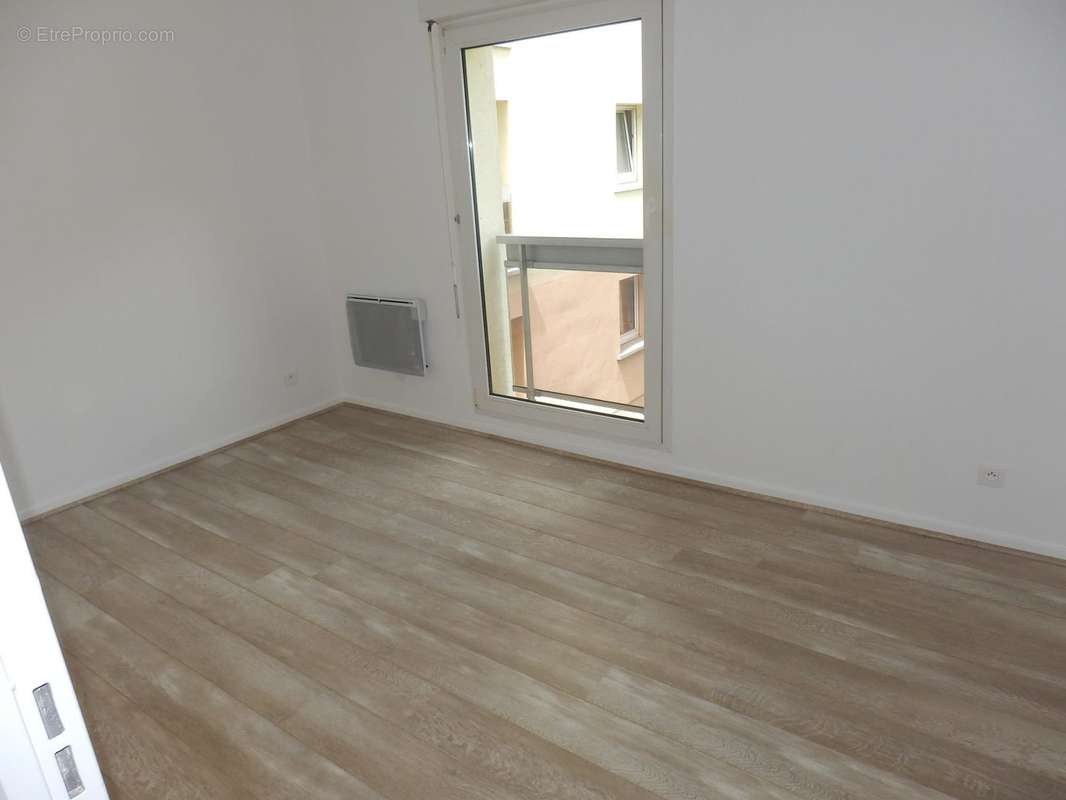 CHAMBRE - Appartement à STRASBOURG