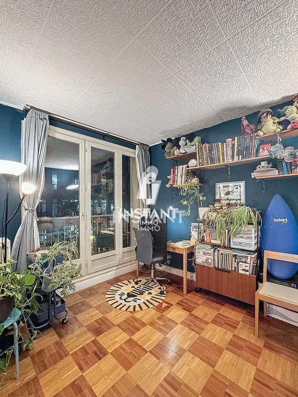 Appartement à MONTROUGE