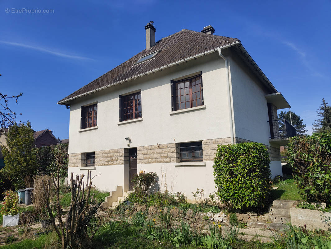 Maison à PONT-SAINTE-MAXENCE