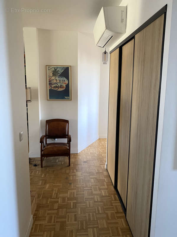 Appartement à MARSEILLE-4E