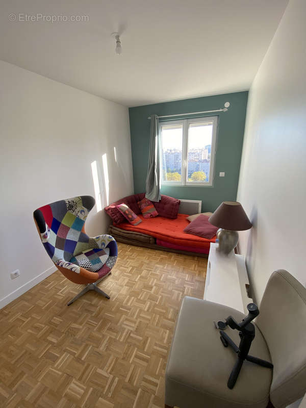 Appartement à MARSEILLE-4E