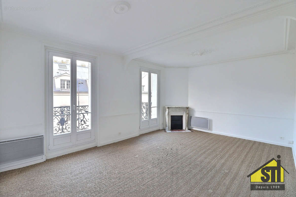 Appartement à PARIS-15E