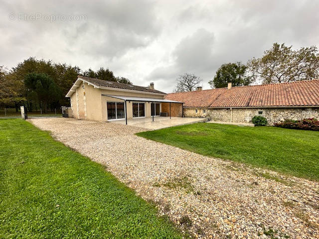 Maison à CERCOUX