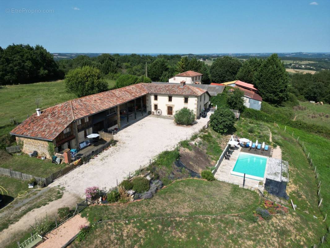 Maison à BOULOGNE-SUR-GESSE