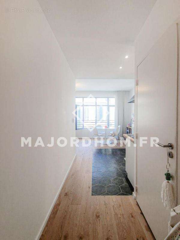 Appartement à MARSEILLE-7E