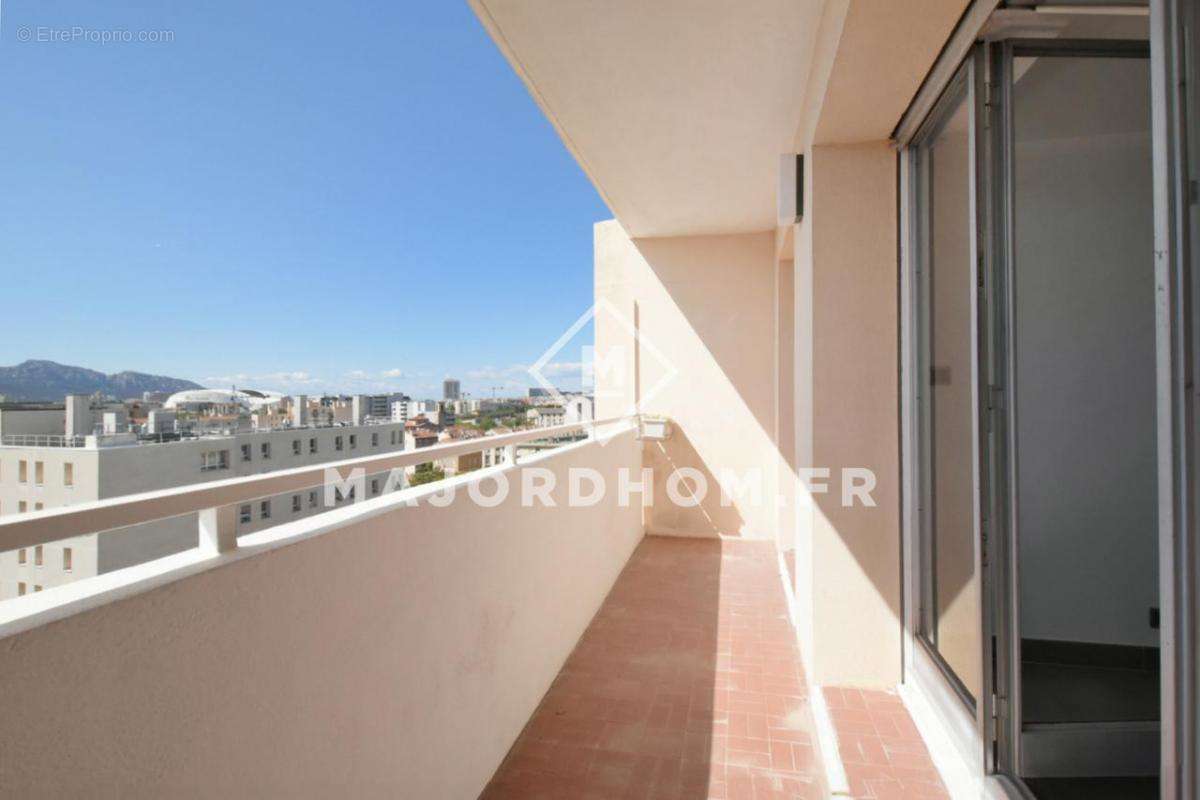 Appartement à MARSEILLE-10E