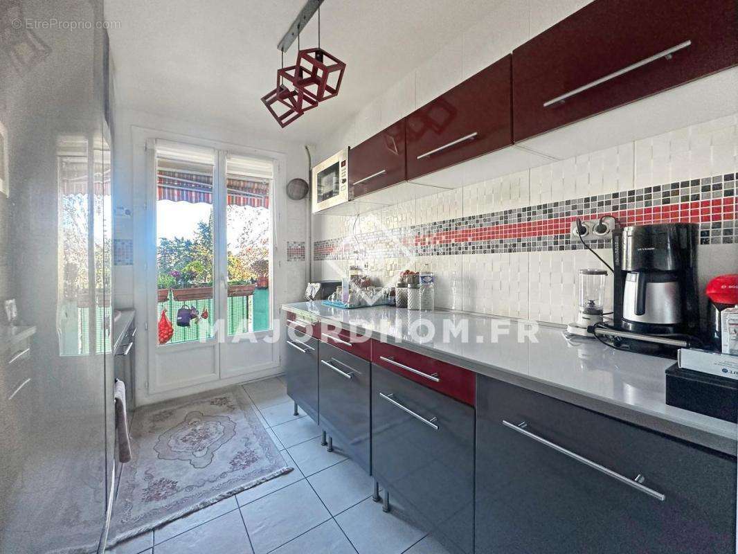 Appartement à MARSEILLE-10E