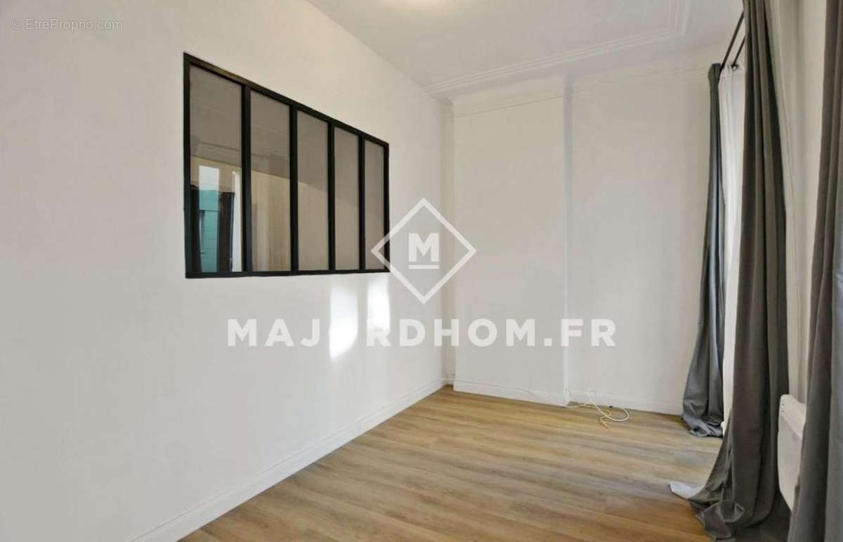 Appartement à MARSEILLE-6E