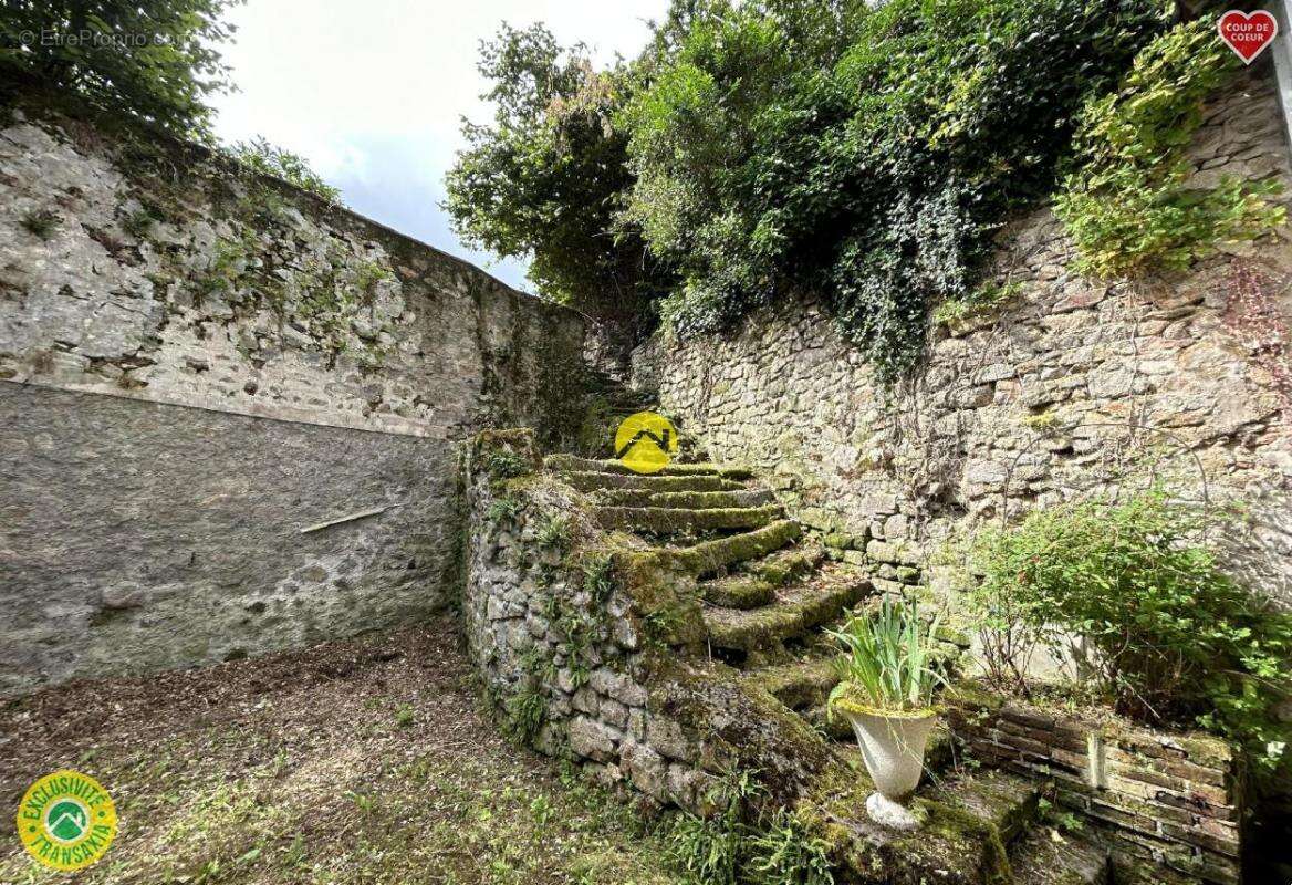 Maison à BENEVENT-L&#039;ABBAYE