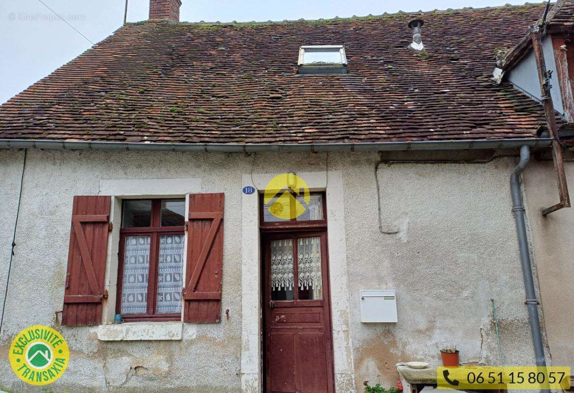 Maison à CHAROST