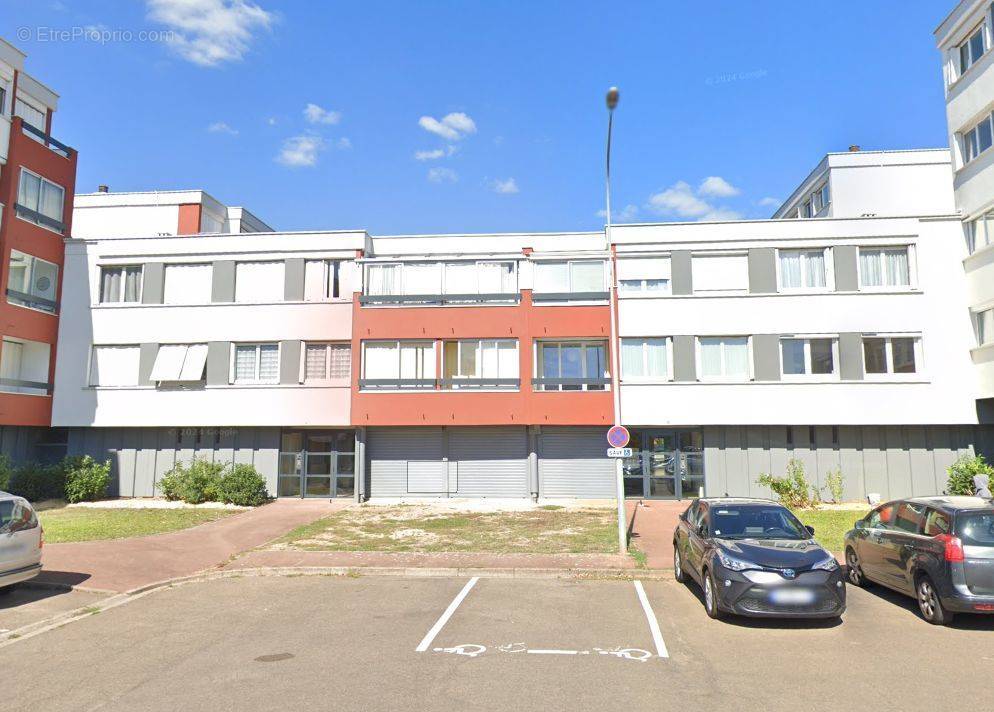 Appartement à FLEURY-LES-AUBRAIS