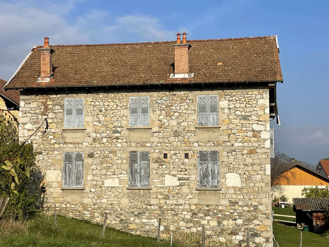 Maison à CHAPAREILLAN